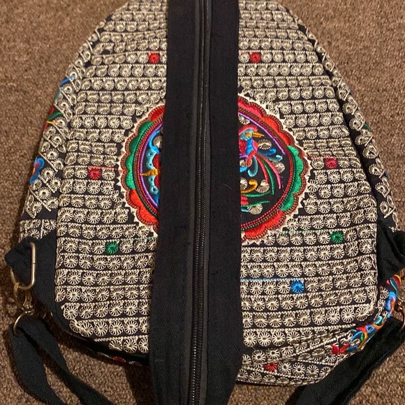 Mexican artesian backpack - Picture 6 of 6